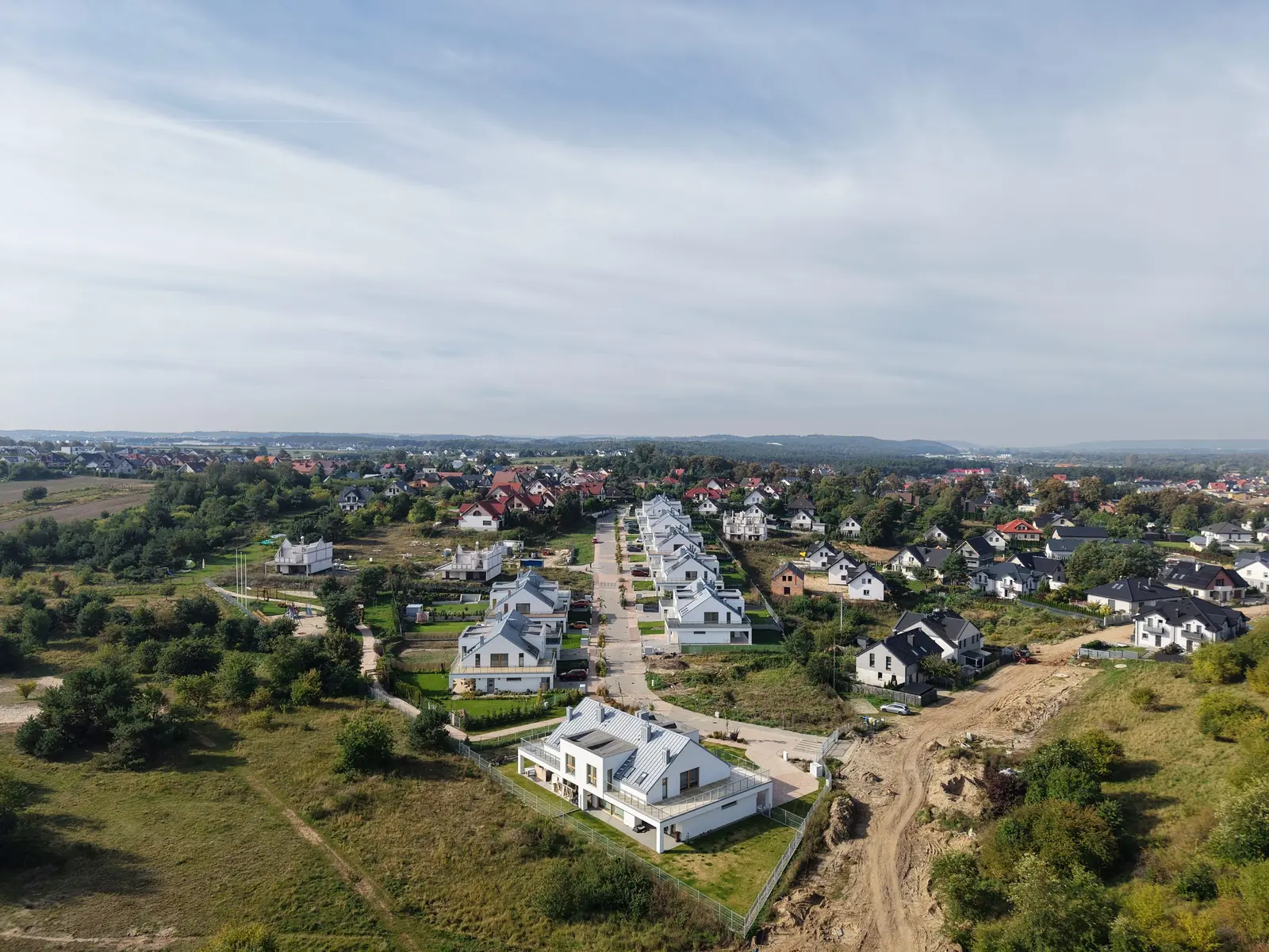 Łąki i zieleń wokół osiedla Brizo Park